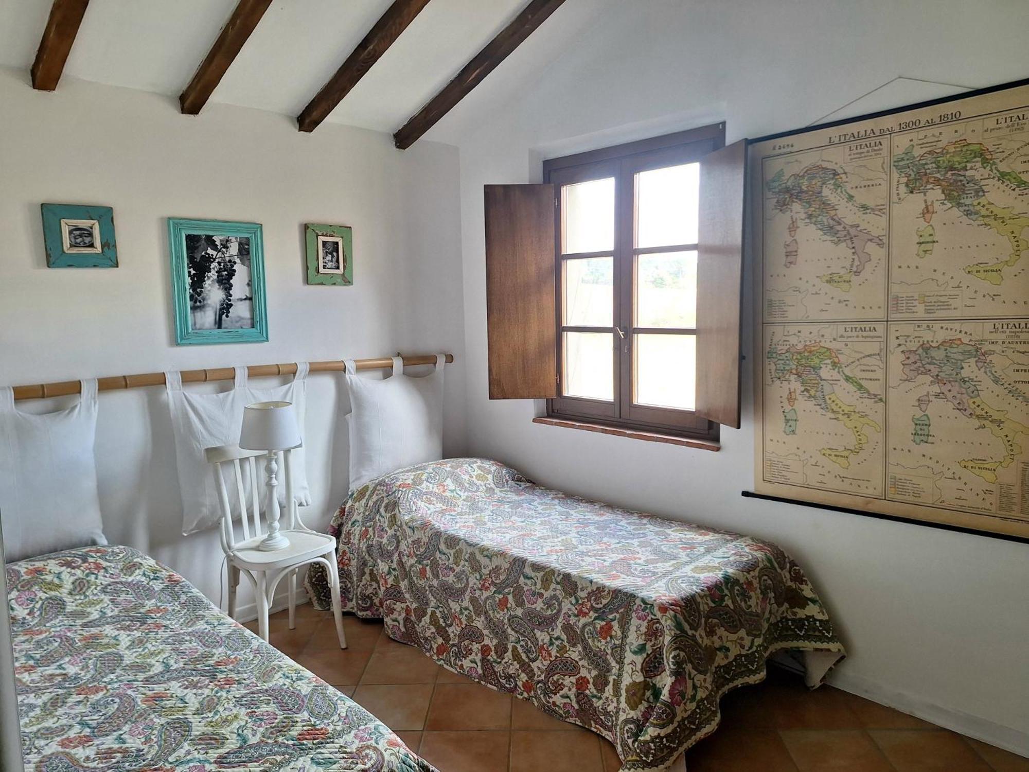 La Selva Apartment Черталдо Екстериор снимка