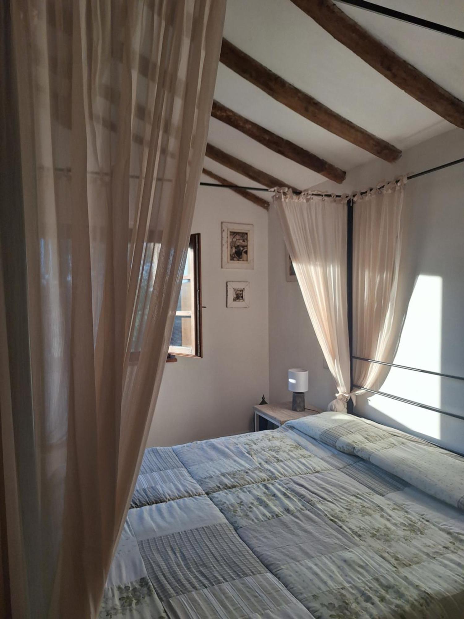 La Selva Apartment Черталдо Екстериор снимка
