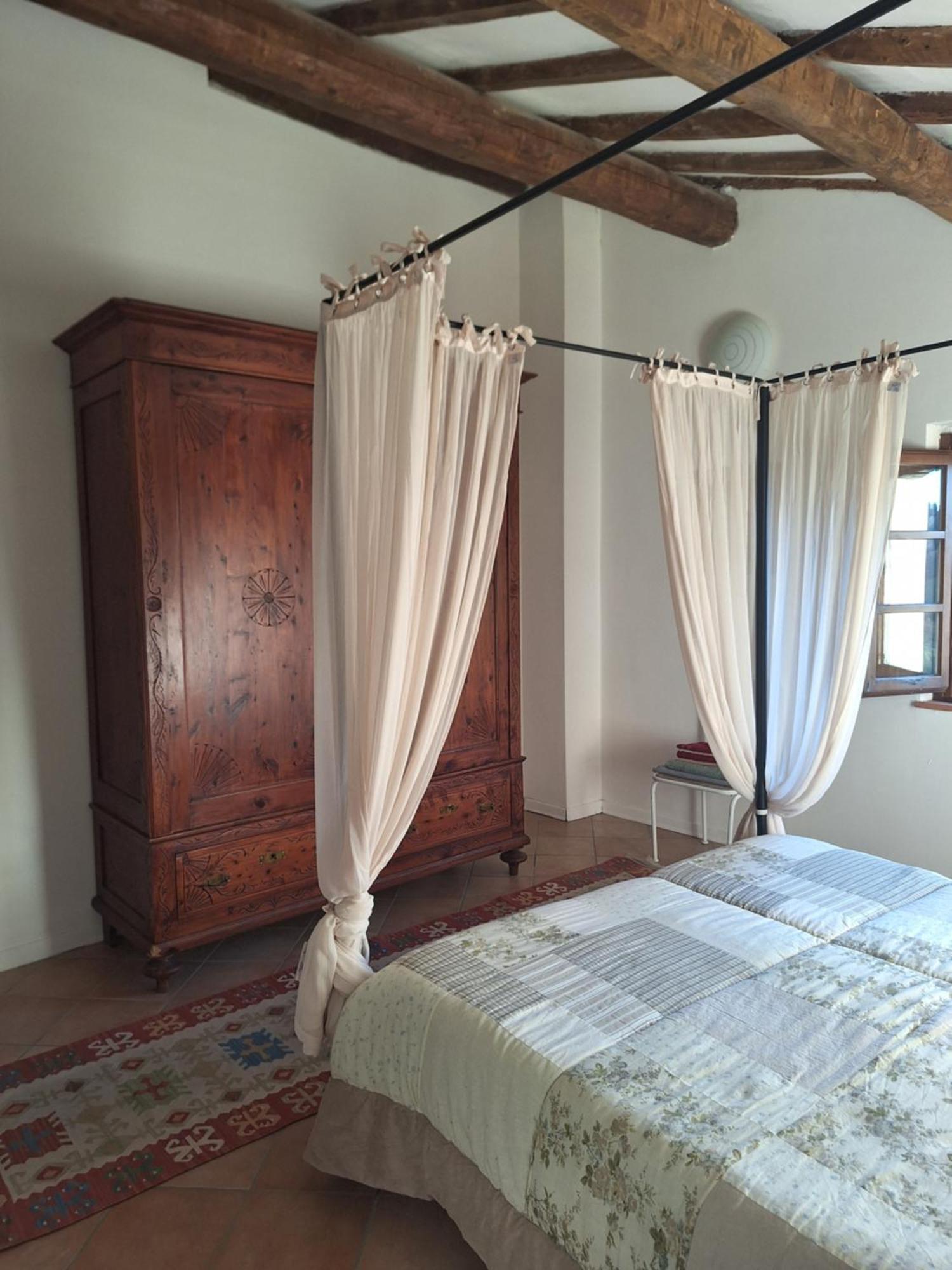 La Selva Apartment Черталдо Екстериор снимка